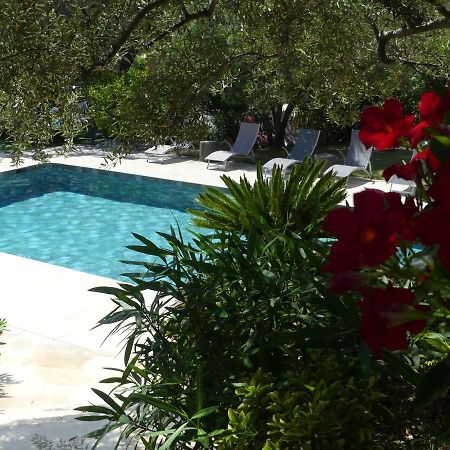 Hotel La Calanque Du Boucharel Saint Aygulf Esterno foto